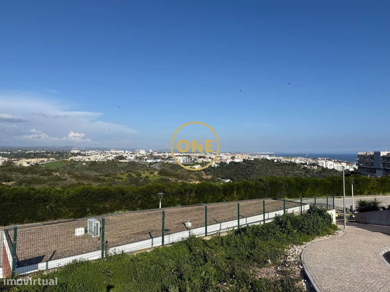 Terreno Urbano com Vista Mar | 634 m2 | Para Moradia com Piscina – Alb - Grande imagem: 3/6