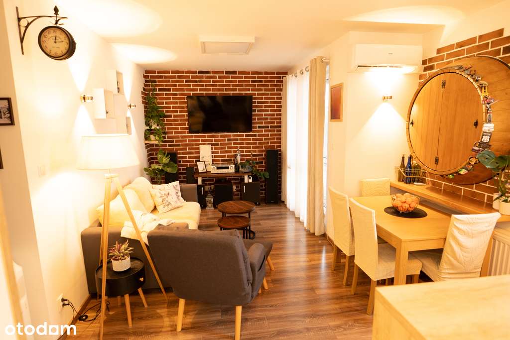 Bez prowizji! Przytulne dwa pokoje z dużą loggią!-11