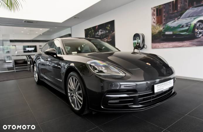 Porsche Panamera 4S Sport Turismo - 20