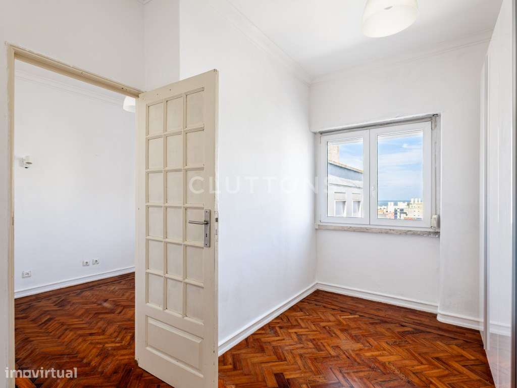Apartamento T1+1 Penha França com vista desafogada-21