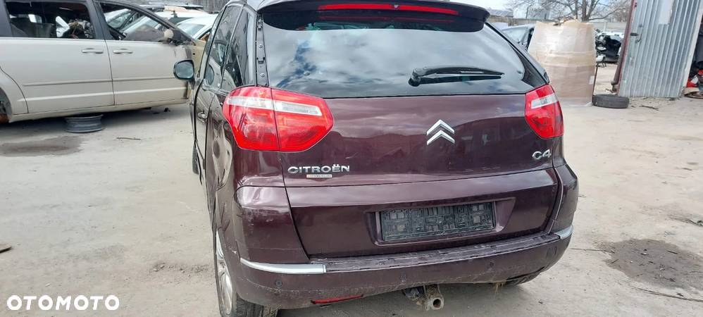 citroen c4 picasso 2,0hdi 136km rozrusznik - 4