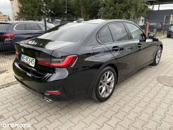 BMW Seria 3 318i Sport Line - 4