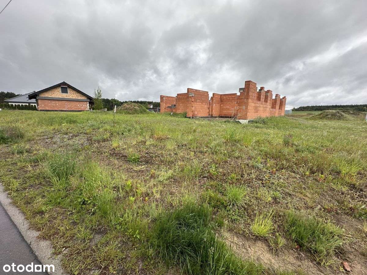 Działka z rozpoczętą budową domu-6