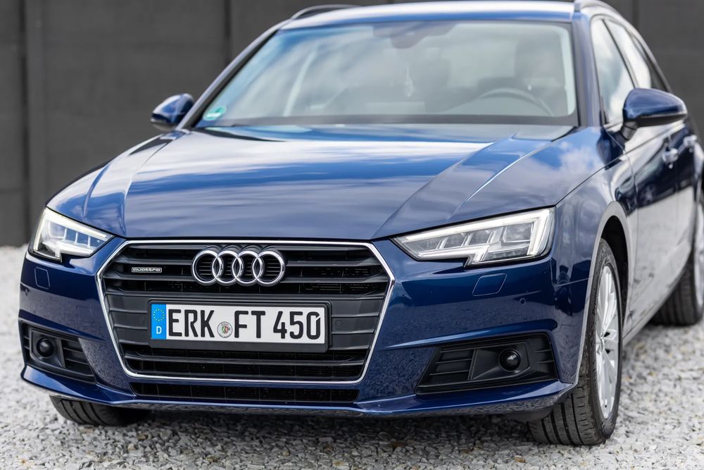 Audi A4 B9 (2015-) 2.0 TDI S tronic quattro sport 2016