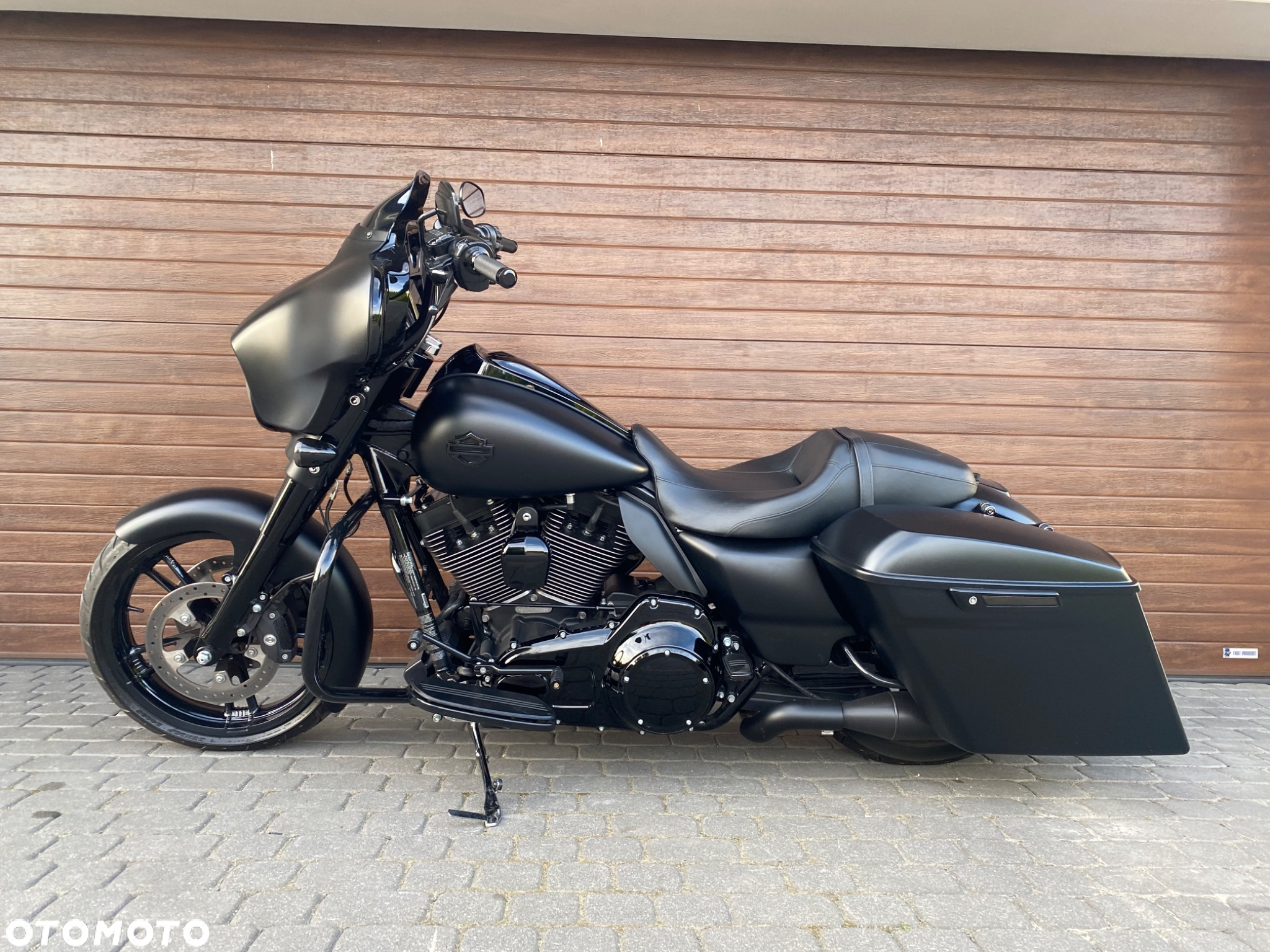 Harley-Davidson Touring Street Glide - 4