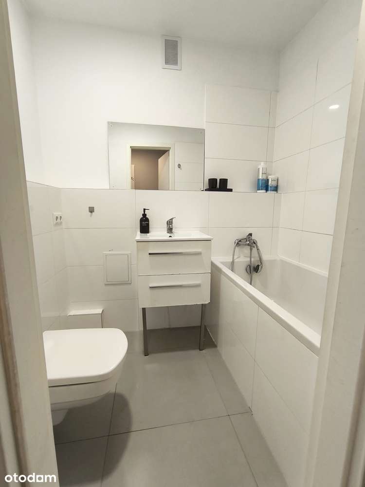 Centrum ul. Grabiszyńska 48m2, Media miejskie, Balkon !!!-9