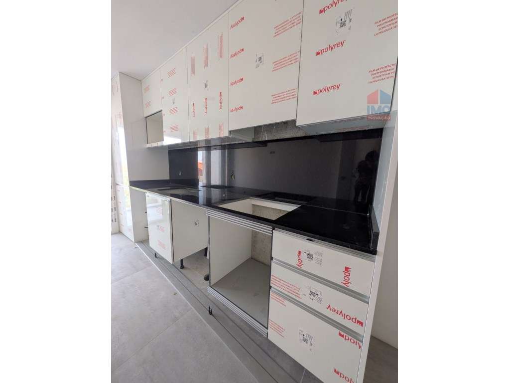 APARTAMENTO T1 NOVO | CONDOMÍNIO FECHADO | VISTA MAGNÍFICA-5