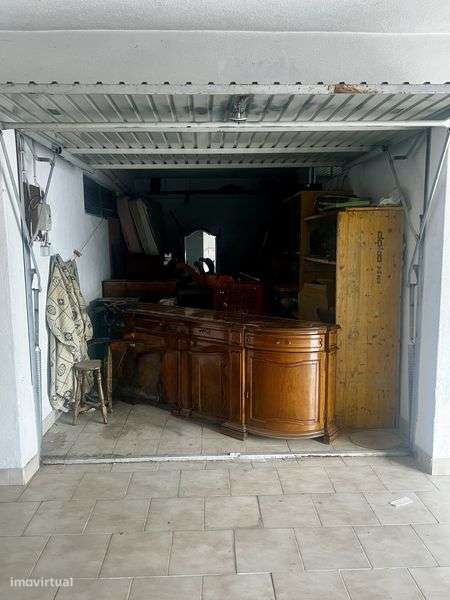 Garagem fechada no forte da casa - Grande imagem: 4/4