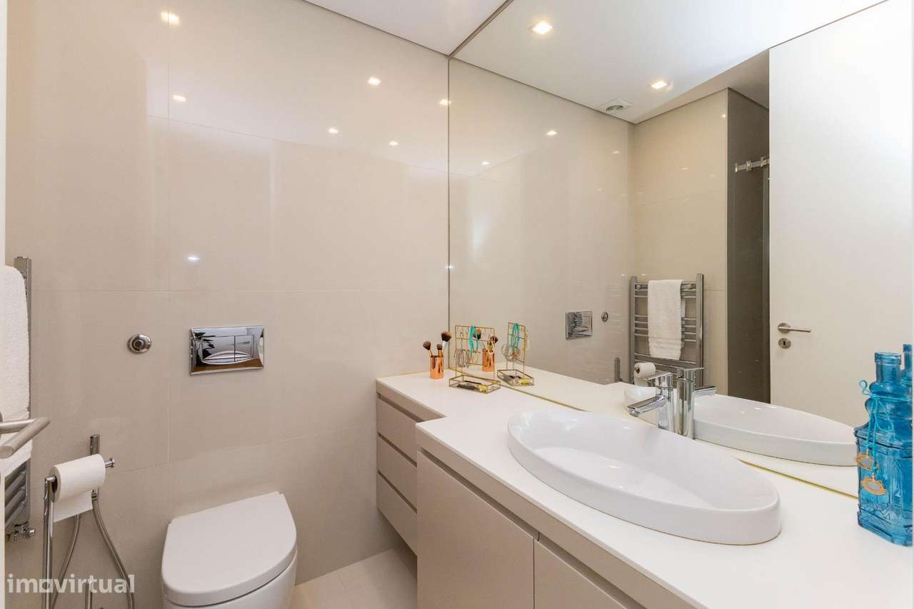 T3 de Luxo na 1.ª Linha de Mar, Madalena ,170m2 Úteis ,Box 69m2...-23