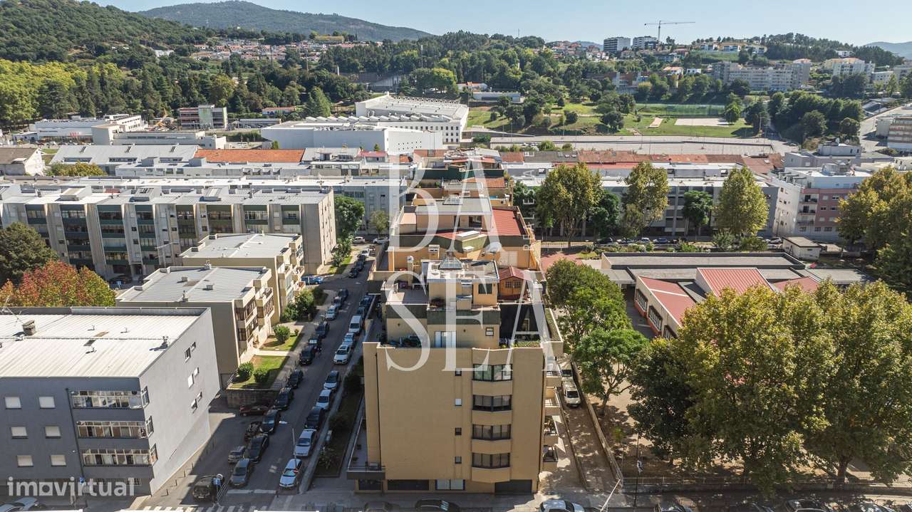 Apartamento T3 com garagem box em São José de São Lázaro Braga-22