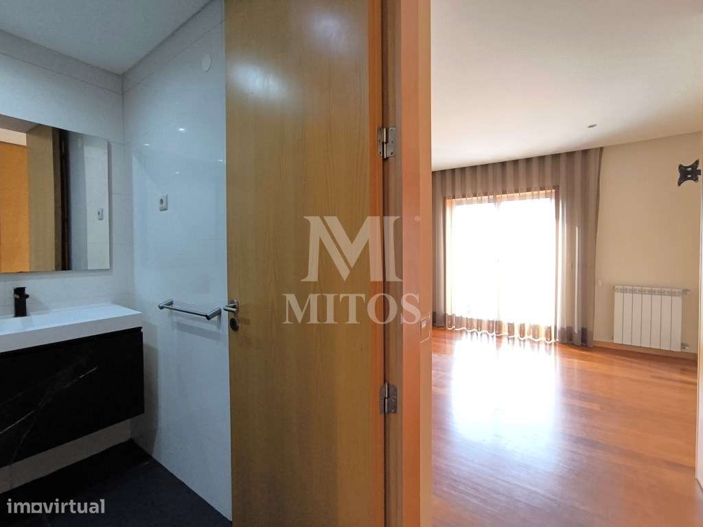 Apartamento T3 em condomínio fechado - Meadela-10