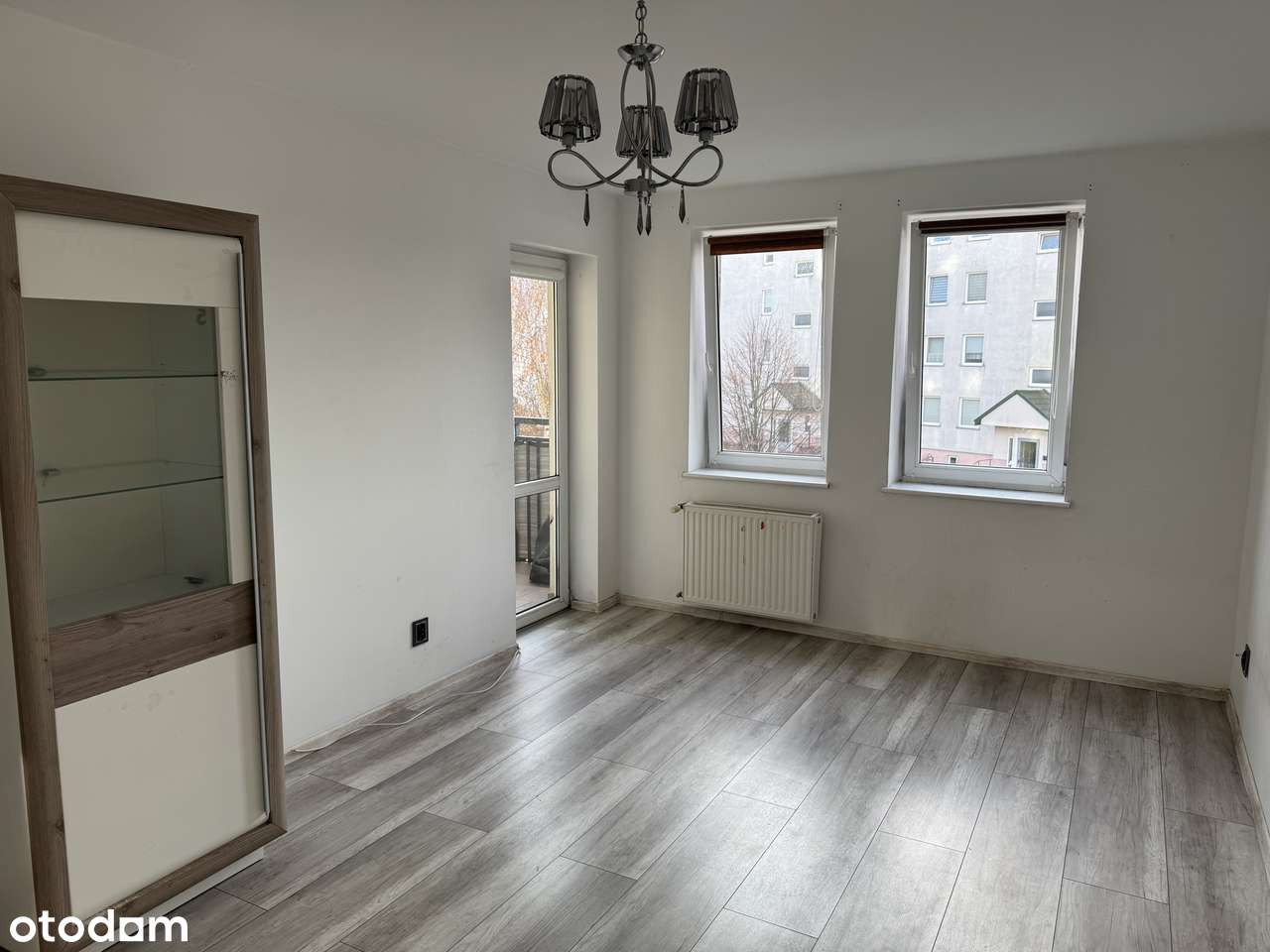 Sprzedam ustawne 2-pokojowe mieszkanie OS. Wyzwolenia Turek-0