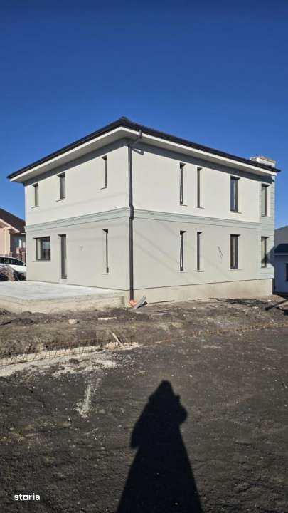 Casa de vanzare in CHINTENI