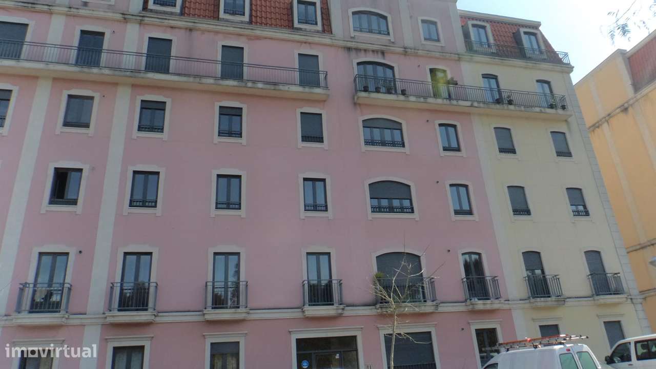 Anúncio Century 21 Portugal - Grande imagem: 2/17