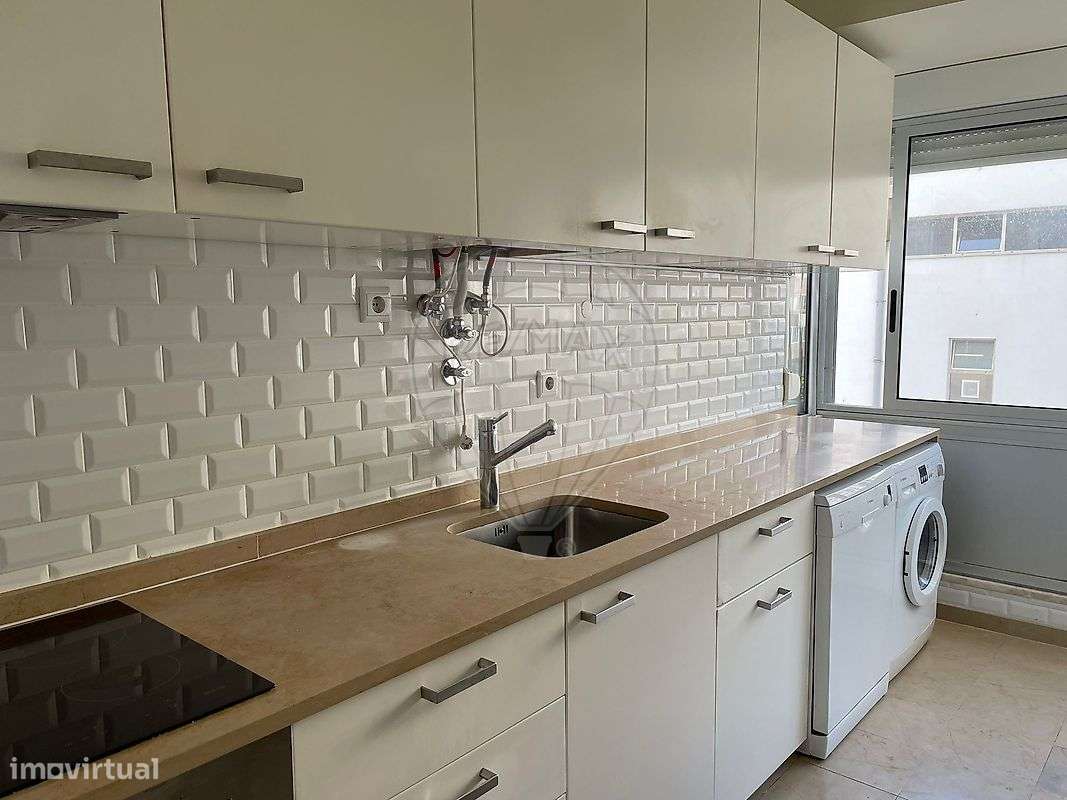 Apartamento T2 para arrendamento - Grande imagem: 2/17
