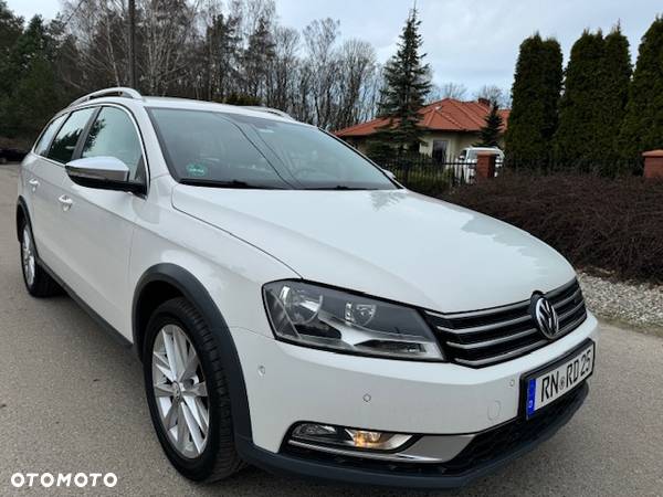 Volkswagen Passat Alltrack 2.0 TDI 4Motion DSG BlueMotion Tec - 6