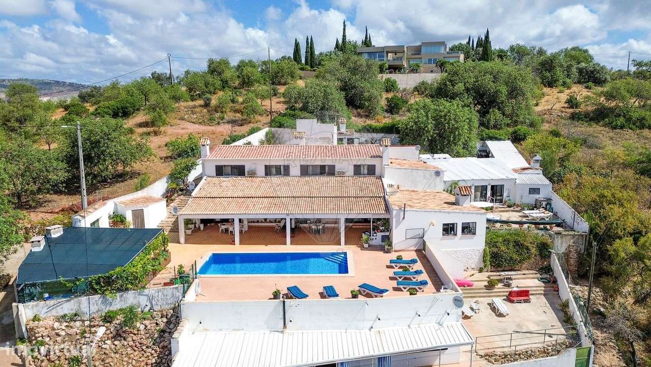 Moradia T10 para venda - Grande imagem: 2/41