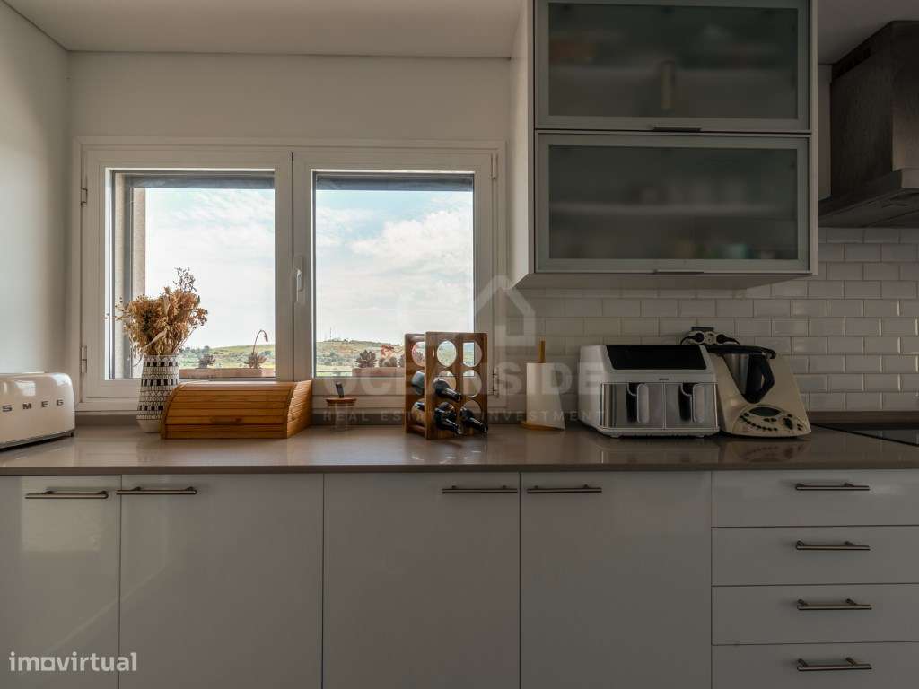 Penthouse T3 com terraço - Oeiras-16