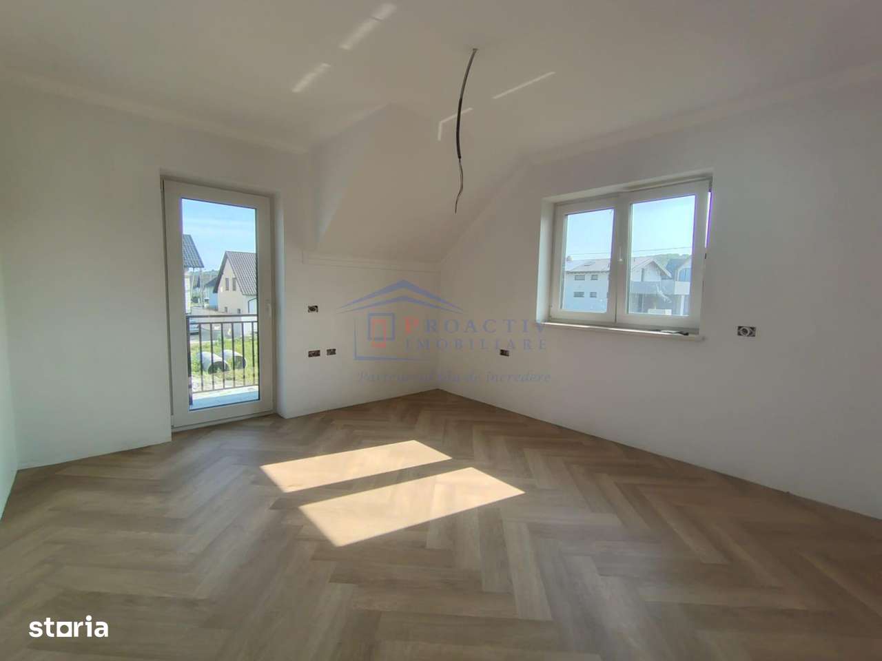 Casa individuala, Ipotesti, C-5617 - Imagine principală: 3/11