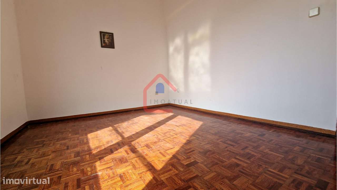 Apartamento T3 em Portugal-18