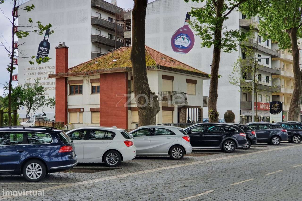 Investidores - Moradia T8 - Fátima - Grande imagem: 3/16