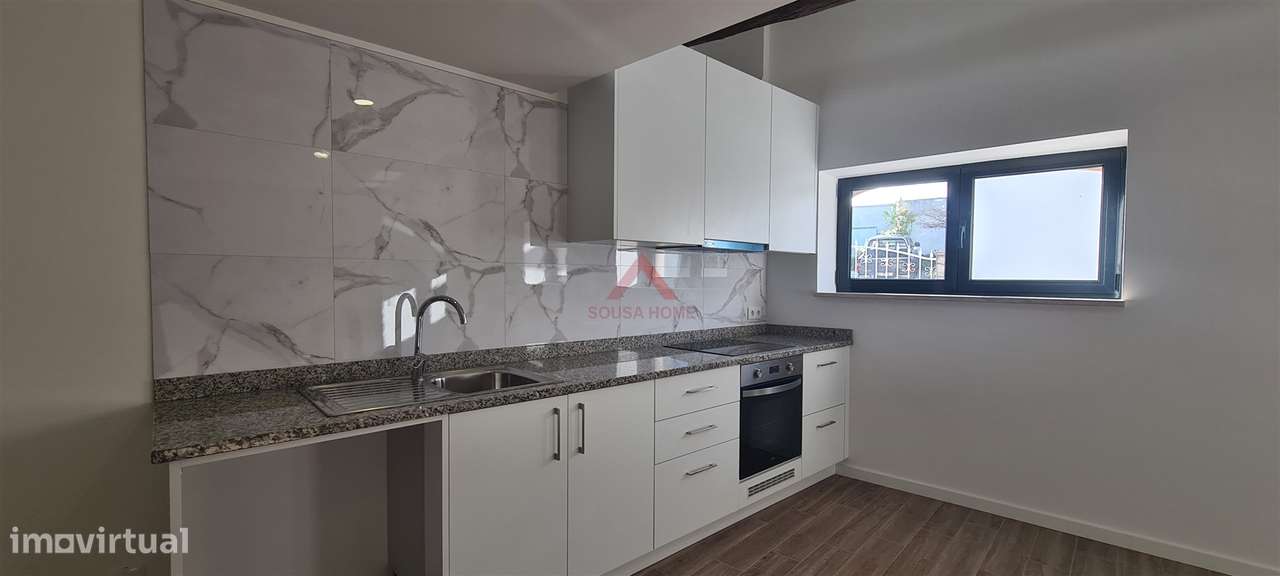 Moradia T1+1 DUPLEX Arrendamento em Maceira,Leiria - Grande imagem: 4/13