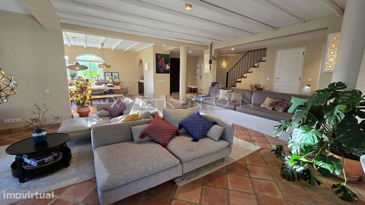 Algarve, Caramujeira,  para venda moradia V3 espaçosa renovada com vis-16