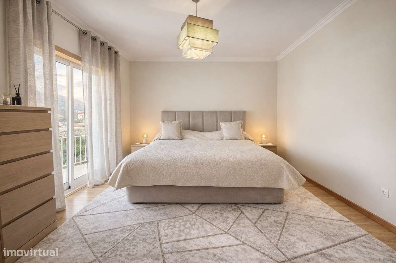 Moradia T2 com jardim, terraço e garagem em Silveira-14