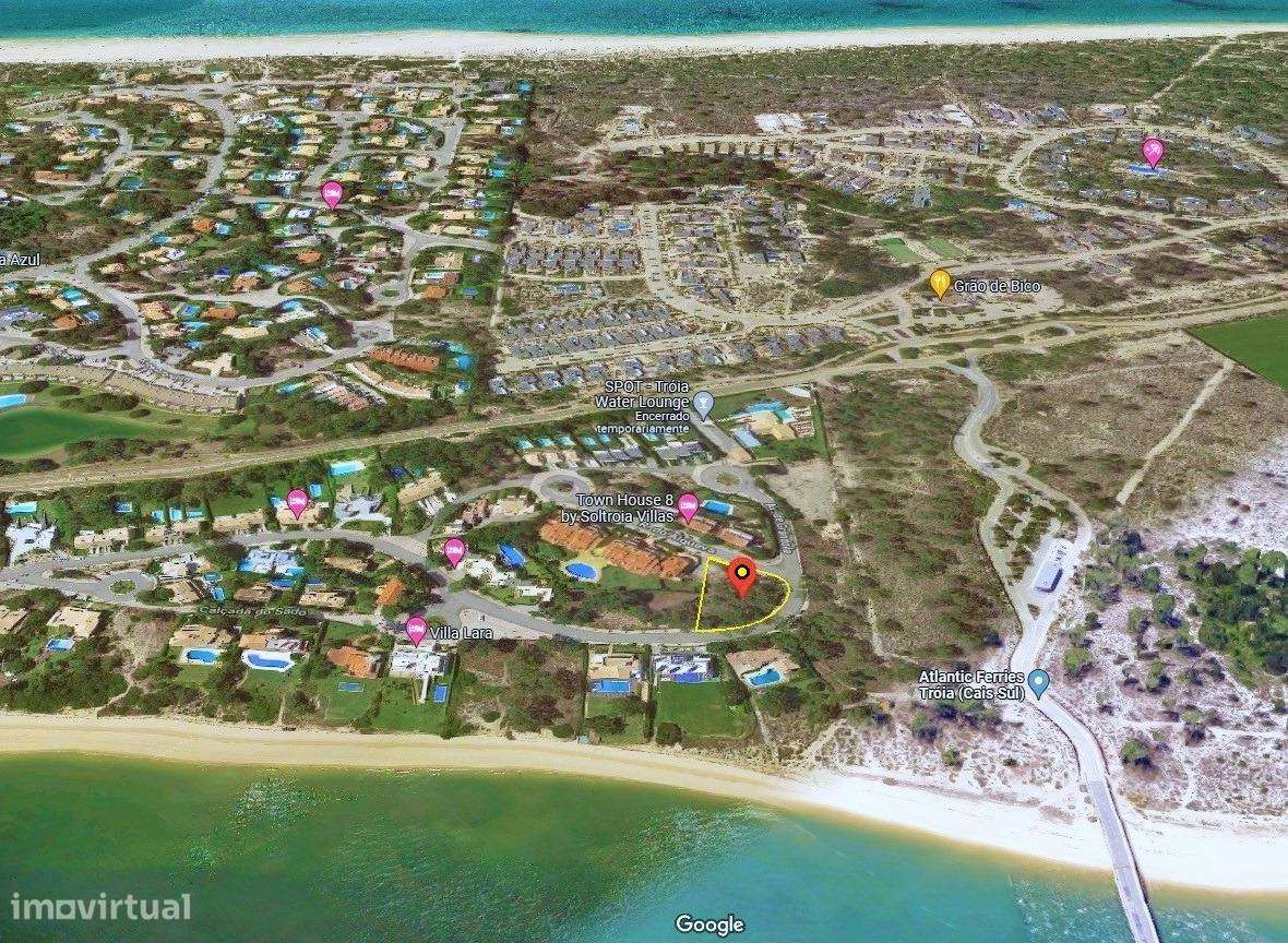 Moradia T4 de Luxo em Construção com Piscina de Água Salgada em...-11