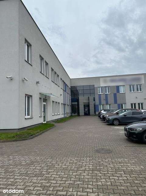 Na sprzedaż budynek magazynowo-biurowy w Warszawie-3