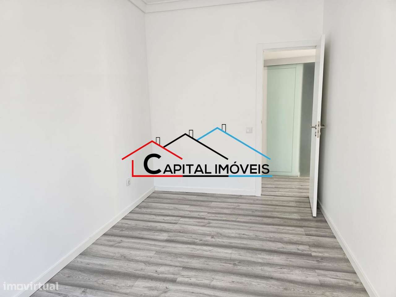 T1 remodelado em Arroios (AP)-5