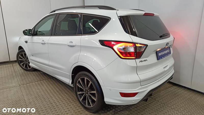 Ford Kuga 2.0 TDCi 4x4 ST-Line - 4