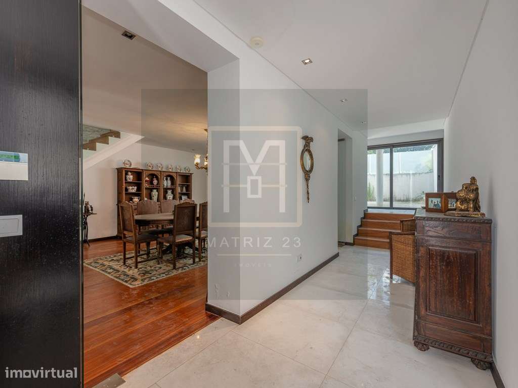 MORADIA T4+1 | 2 TERRAÇOS | LOGRADOURO | GARAGEM | PORTO-7