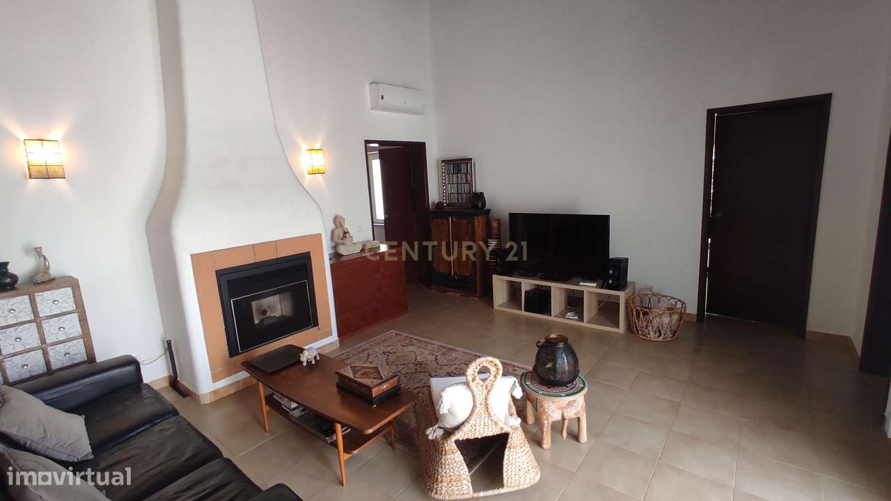 Encantadora Casa em Vala, Silves - Oportunidade Única!-12