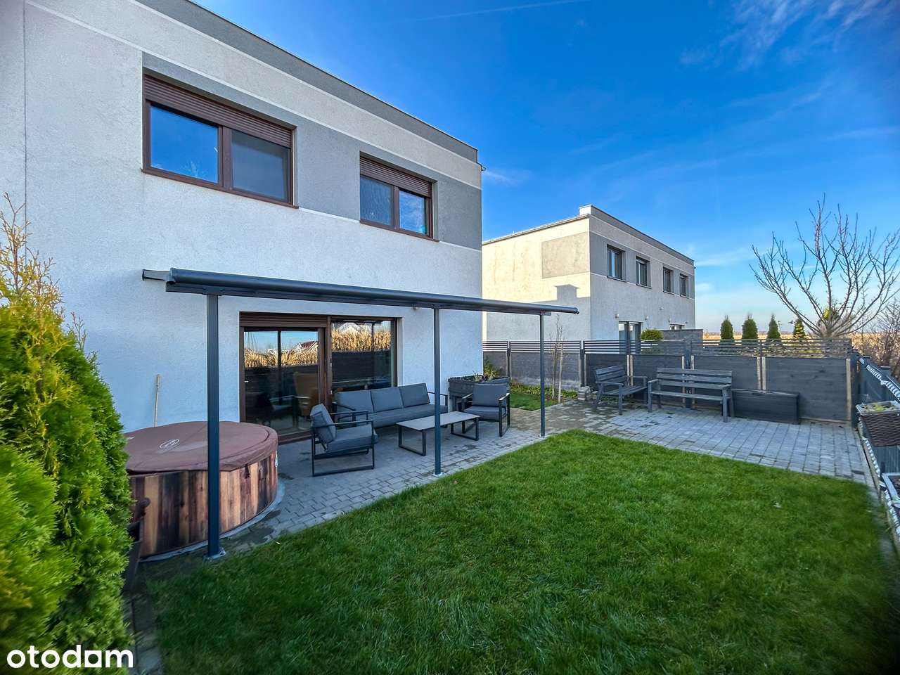 Na sprzedaż dom w zabudowie bliźniaczej - ul. Kameralna-15