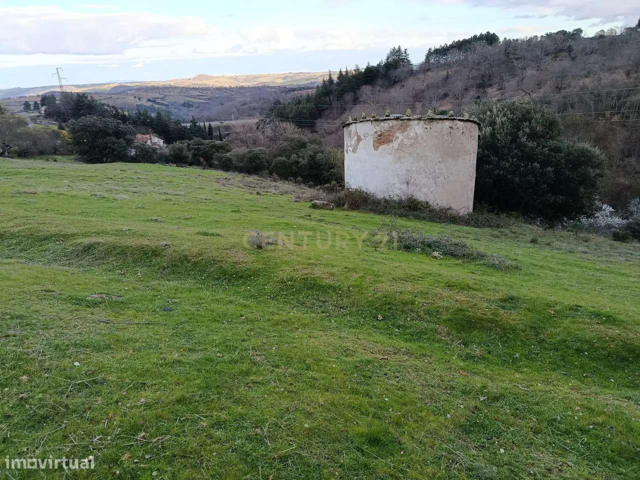 Terreno Urbano Espetacular em Rebordãos, Bragança-9