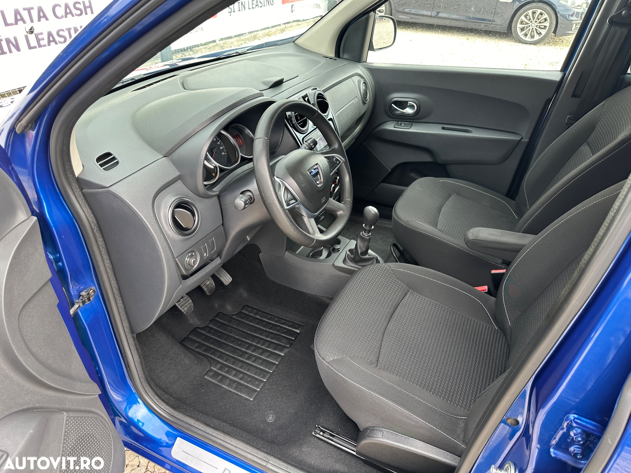 Dacia Lodgy 1.5 Blue dCi Laureate - 6