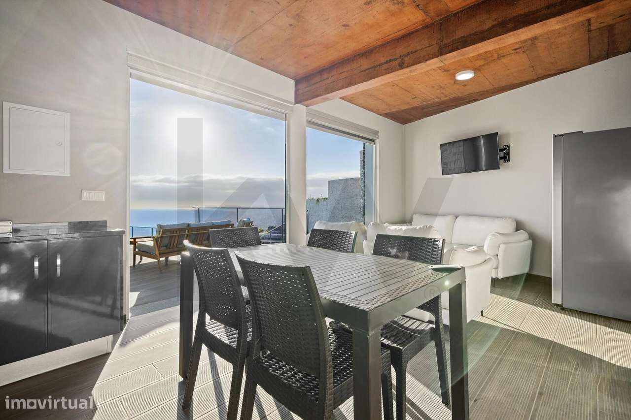 Moradia T4 com piscina e vista oceano, São Gonçalo, Funchal-54