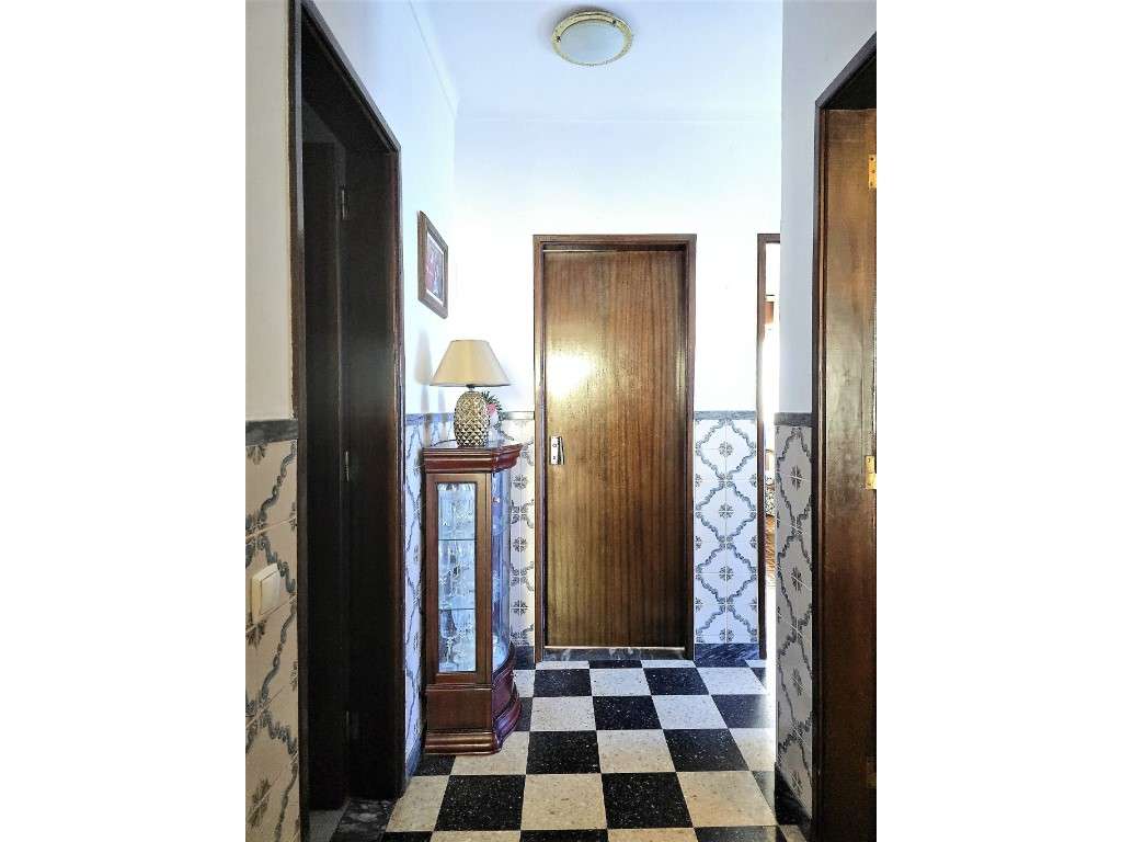 Apartamento T2 + Sótão-6