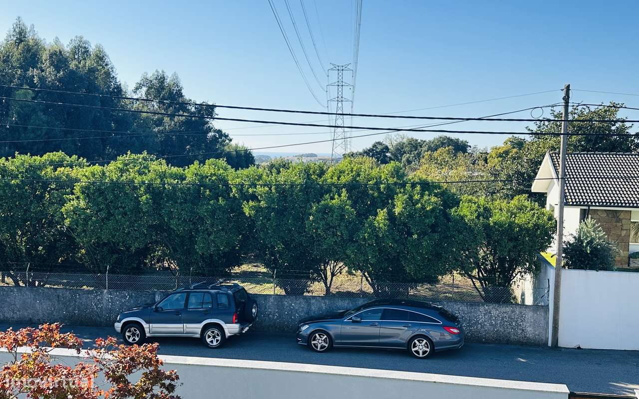 Moradia T4 de charme com grande jardim em zona tranquila-32