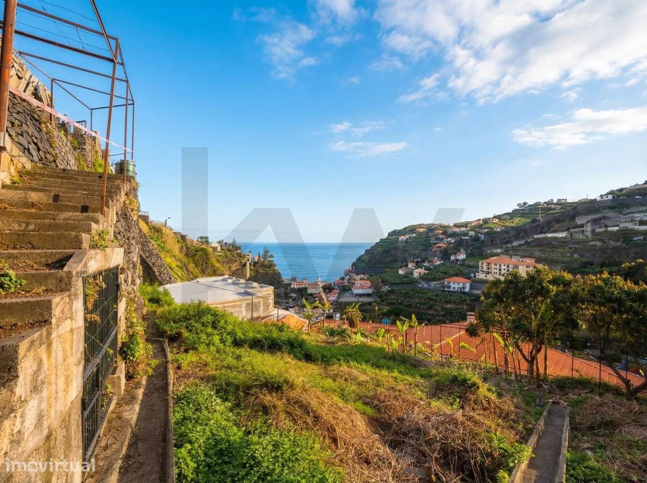 Terreno de 600m2 com Vista sobre o Mar e Cidade da Ponta do Sol - Grande imagem: 4/15