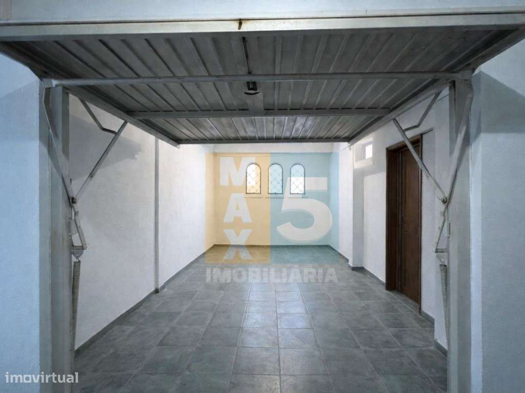 T3 com garagem, varandas e arrecadação - Centro Tomar-36