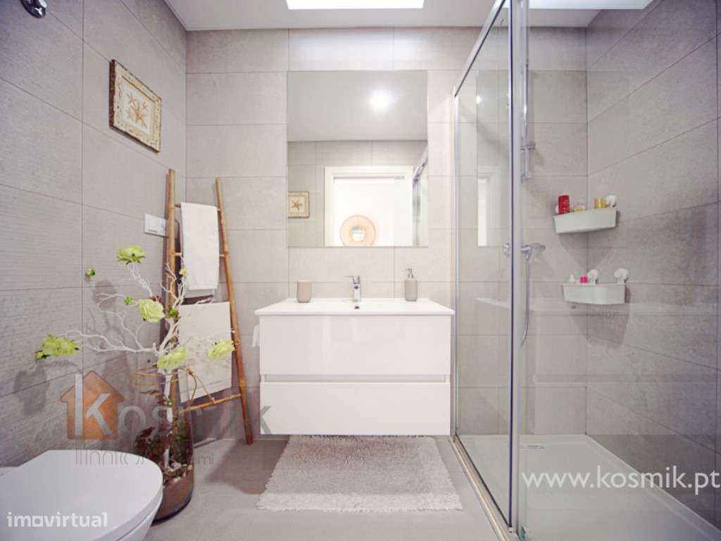 T2 ODIVELAS . PAIÃ :: SEMINOVO : Equipado : Garagem : Arrecadação-40