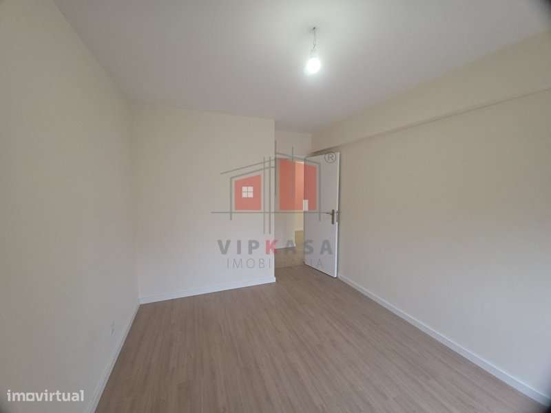 Apartamento T2 - Tapada das Mercês-7