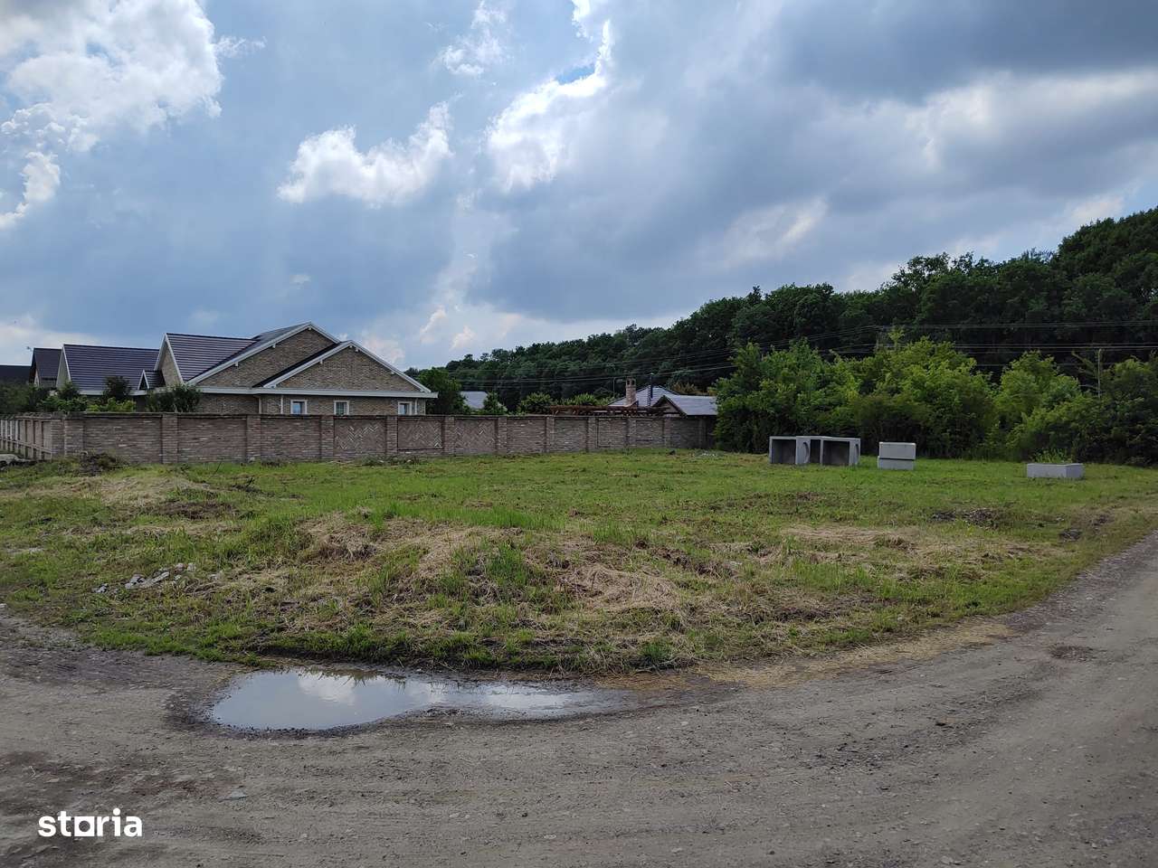 Teren de vanzare aproape de Muzeul Satului Banatean - Giarmata Vii-0