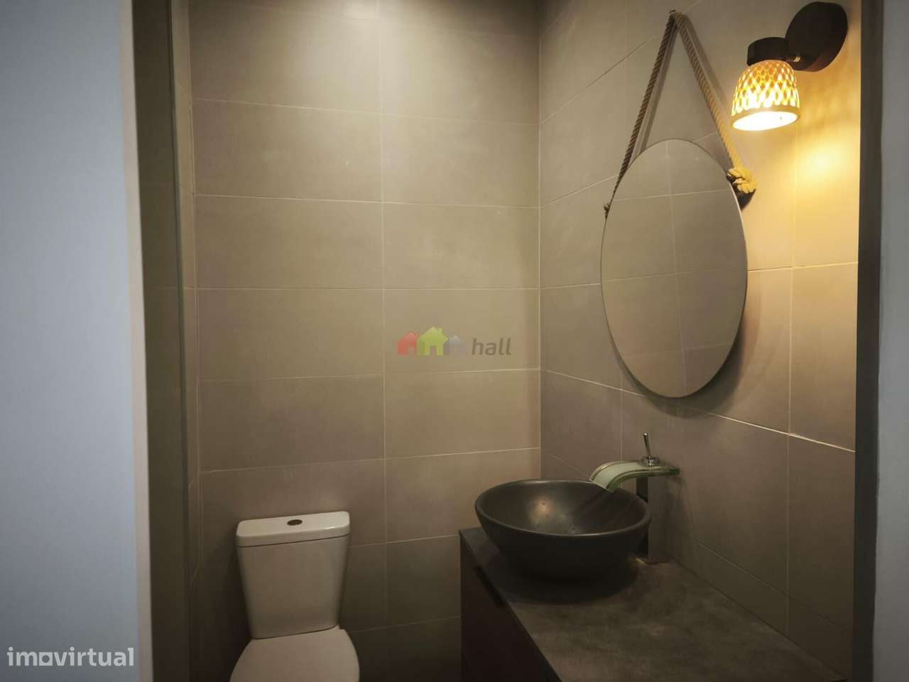 Apartamento T2 Remodelado na Baixa Banheira-15