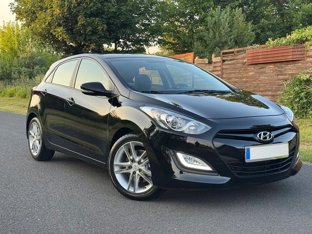 Hyundai i30 II (2012-2017) 1.6 Fifa World Cup Edition 2014