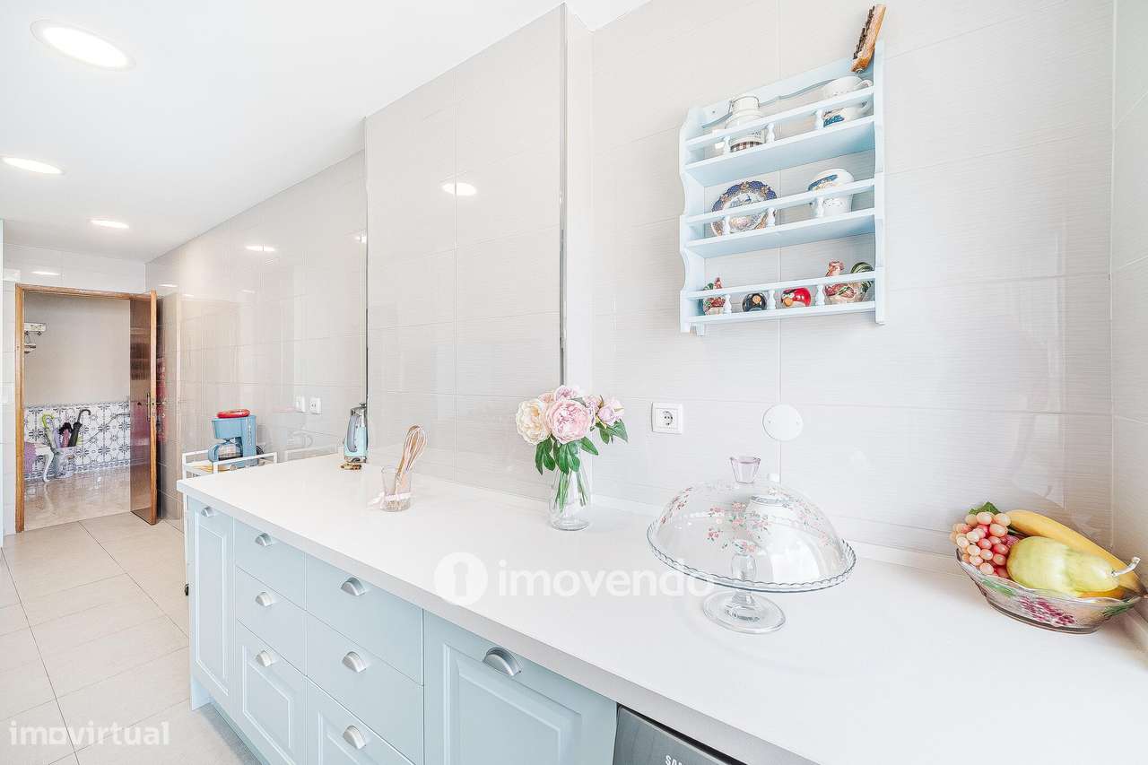Apartamento T3, com áreas amplas, em Setúbal-22