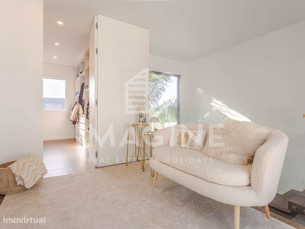 Moradia V2, de Arquitetura Moderna com Piscina e jardim - Urbanizaç...-34