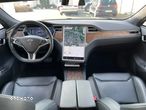 Tesla Model S - 11